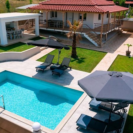 Villa Liana , Private Villa With Pool And Garden Vergia Εξωτερικό φωτογραφία