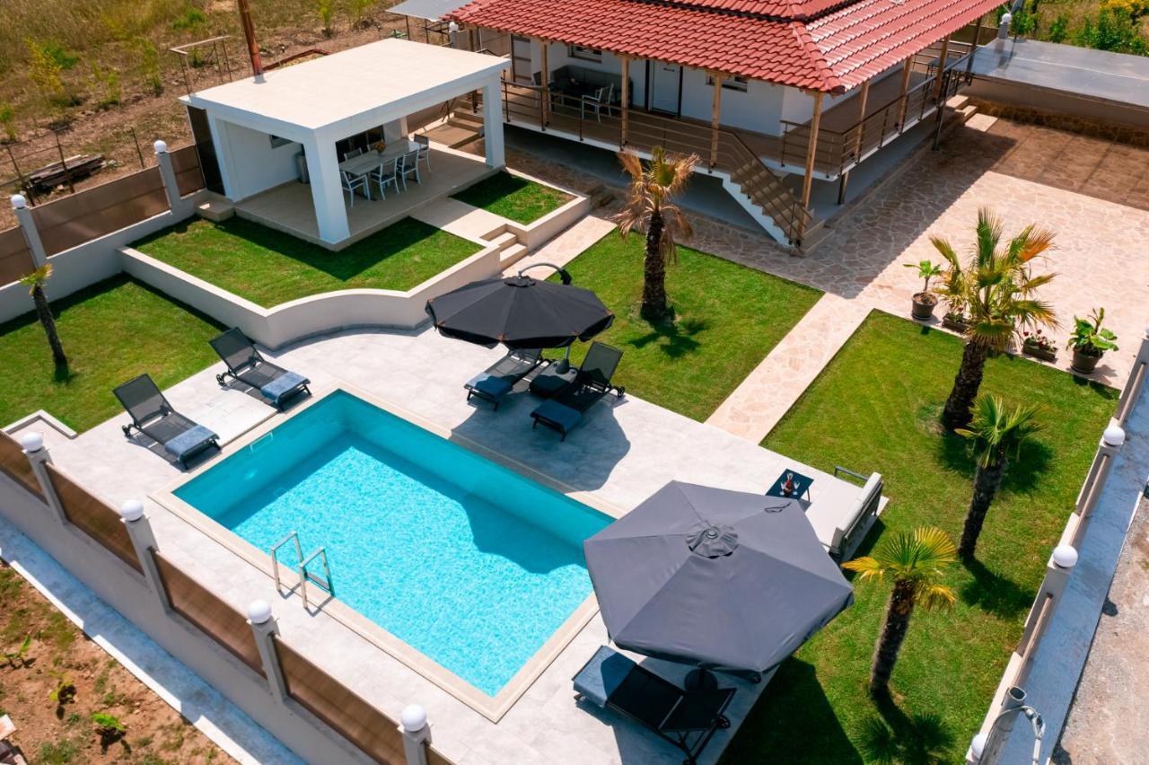 Villa Liana , Private Villa With Pool And Garden Vergia Εξωτερικό φωτογραφία