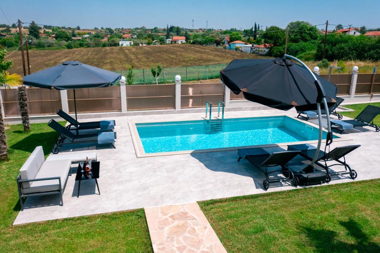 Villa Liana , Private Villa With Pool And Garden Vergia Εξωτερικό φωτογραφία