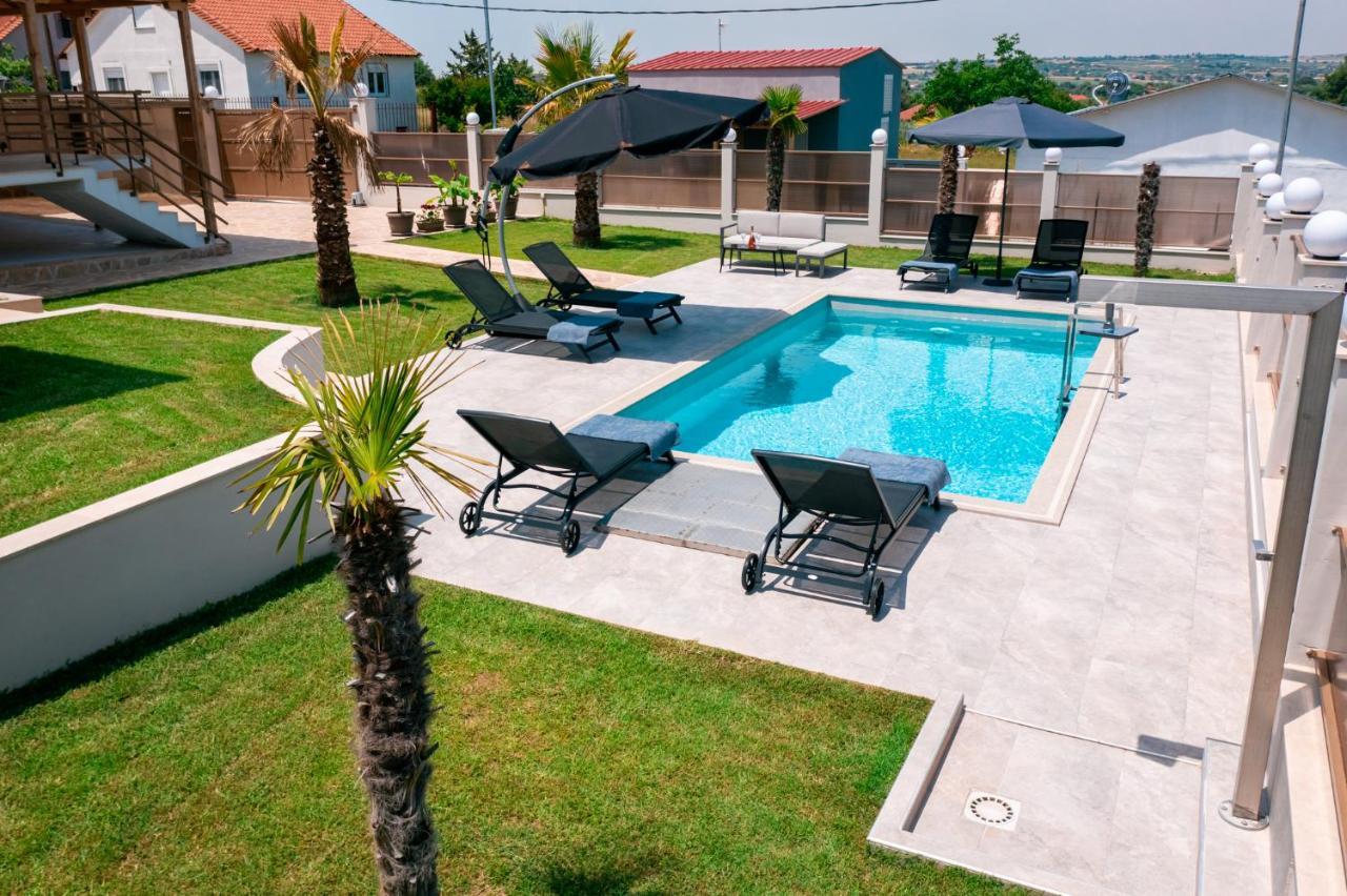 Villa Liana , Private Villa With Pool And Garden Vergia Εξωτερικό φωτογραφία