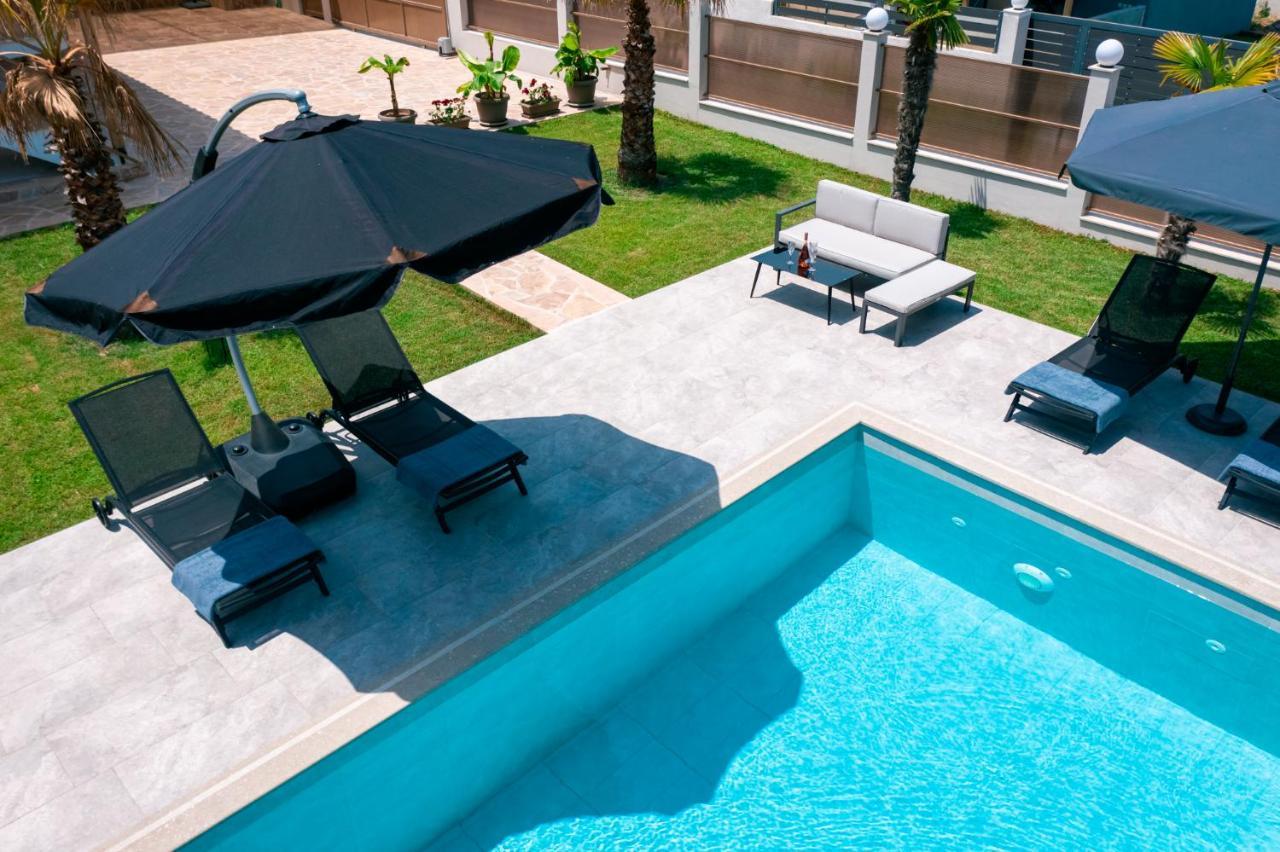 Villa Liana , Private Villa With Pool And Garden Vergia Εξωτερικό φωτογραφία